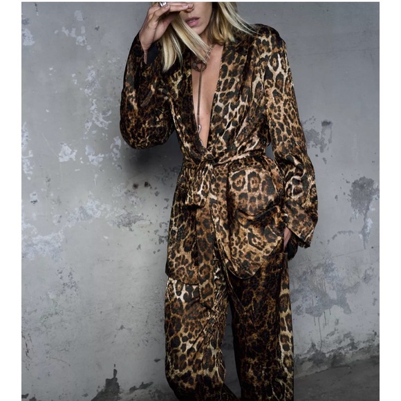 Zara Leopard Print Blazer - Picture 4 of 6